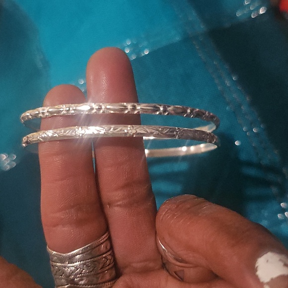 Elegant Sterling Silver Bangles Bracelets Set Of Two, Ladies Size 8 - Picture 1 of 12